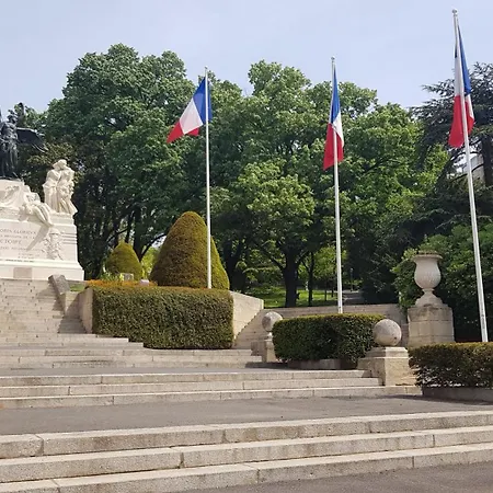 Paisible T2 Climatise Avec Jardinet * Béziers